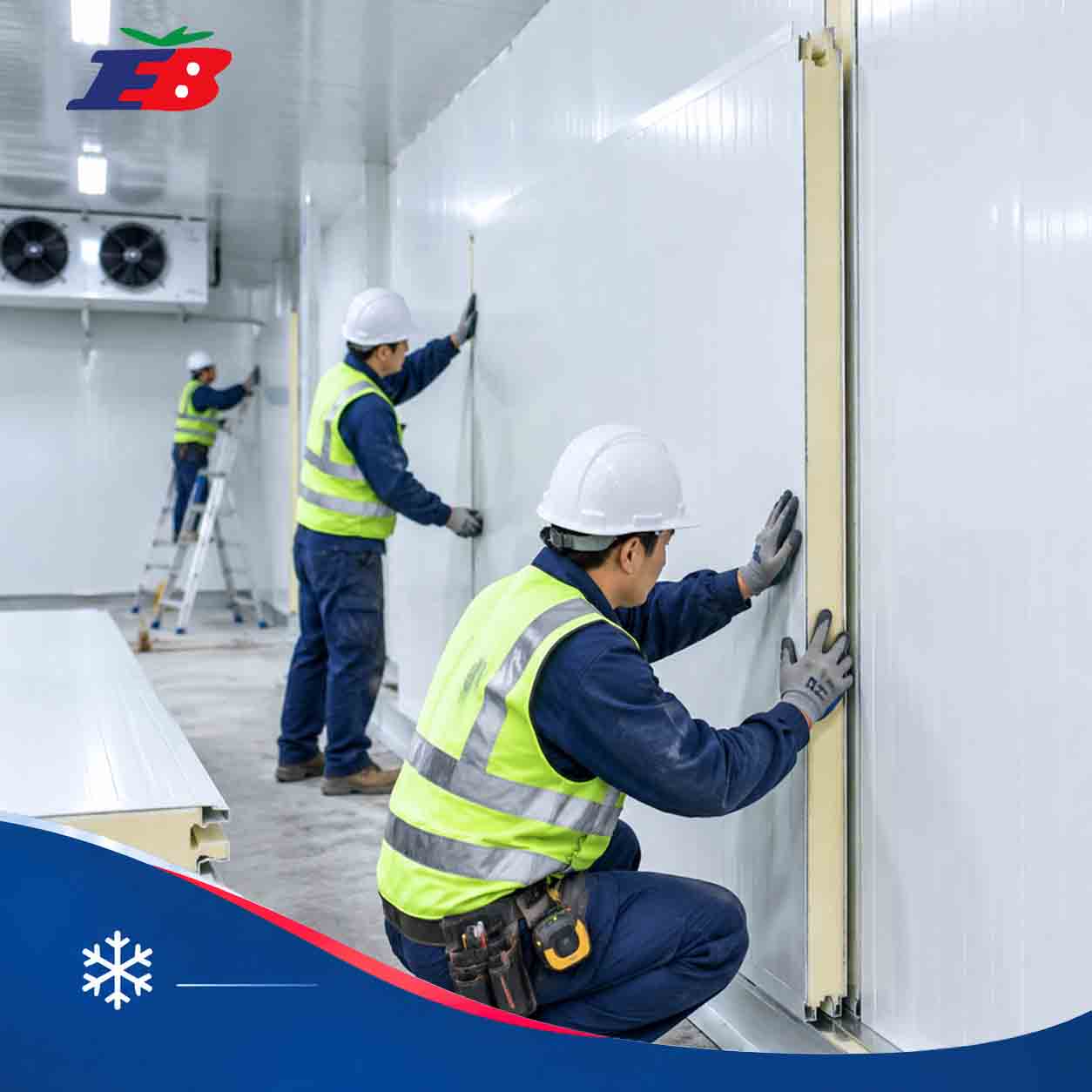 نصب ساندویچ پانل و عایق&zwnj;بندی دیوار سردخانه صنعتی